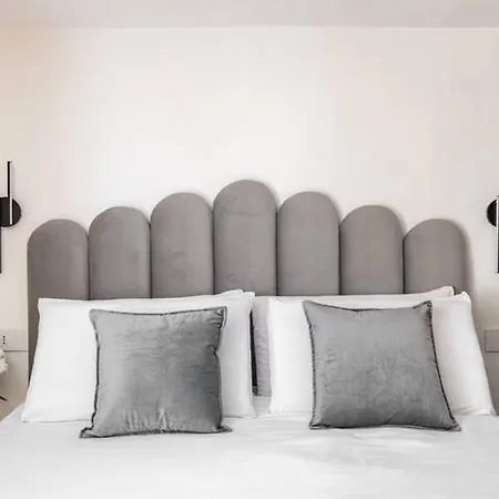 La Casa Del Sarto * نابولي